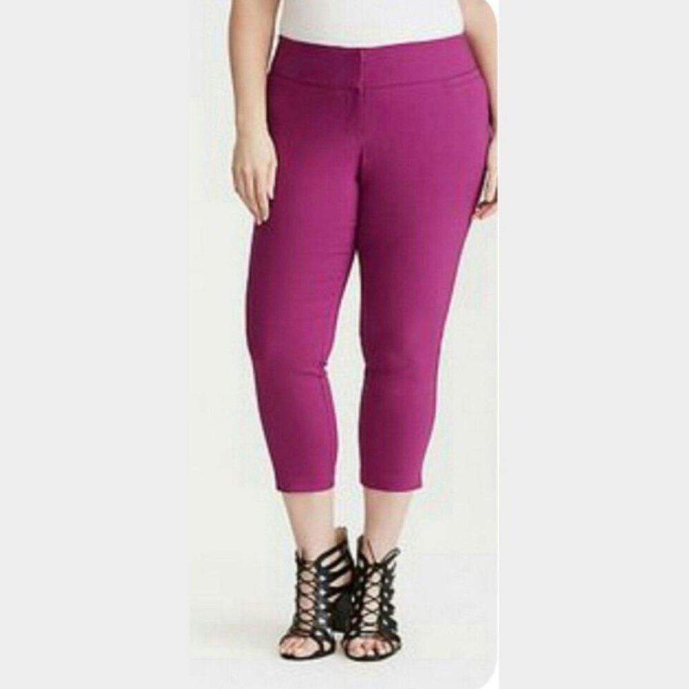 Torrid Fuchsia All-Nighter Ponte Cropped Trouser Capri Pants, Size 14 EUC